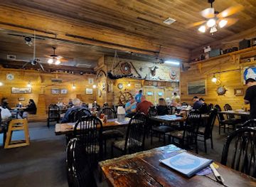 virginia/assateague-island/restaurant/ray-s-shanty