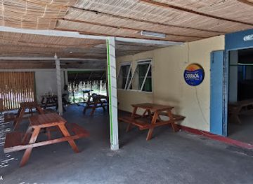 mozambique/inhambane/restaurant/bar-ferroviario