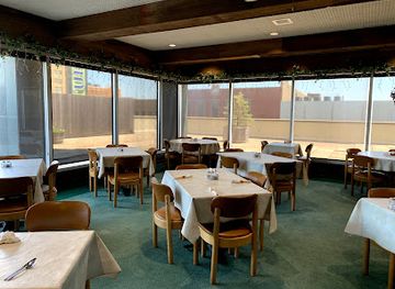 kansas/hutchinson/restaurant/downtown-sampler-restaurant