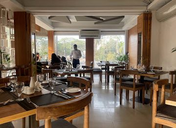 Tawa Restaurant & Bakery