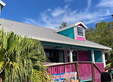 florida/everglades-national-park/restaurant/the-diving-pelican-restaurant-bar