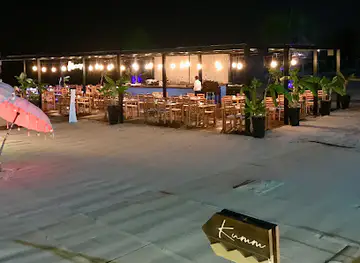Kumm Restaurant