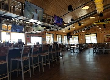 missouri/lake-of-the-ozarks/restaurant/landshark-bar-grill