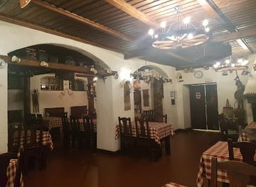 romania/maramures/restaurant/rustic
