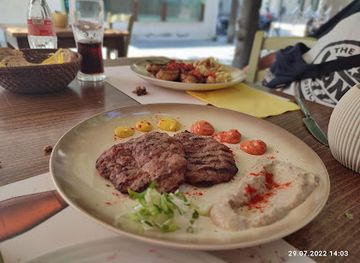 greece/thrace/restaurant/lola