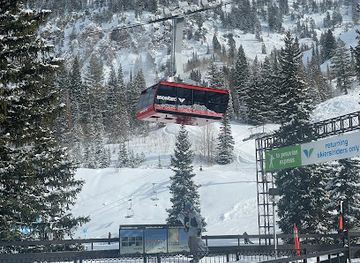 utah/snowbird-ski-resort/restaurant/the-forklift
