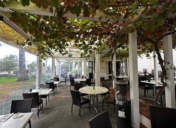 new-zealand/hawke-s-bay/restaurant/mission-estate-restaurant
