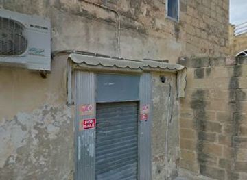 malta/mdina/restaurant/karthik-malhotra-joe