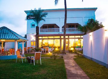 benin/collines/restaurant/l-imprevu