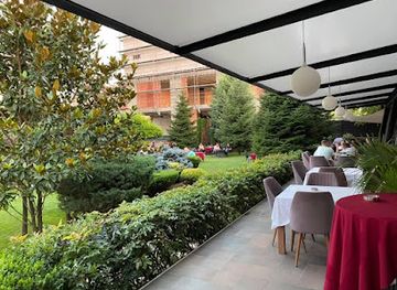 kosovo/lab/restaurant/collection