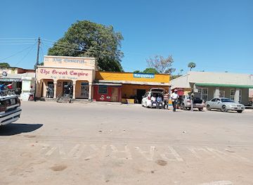 zambia/luapula-province/restaurant/malilangoma