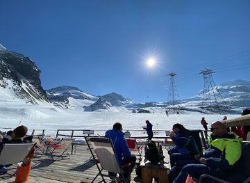 switzerland/saas-fee/restaurant/apres-ski-iglou