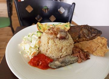 ghana/ashanti-confederacy/restaurant/gard-n-of-eat-n