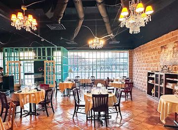 texas/lubbock/downtown-lubbock/restaurant/chez-sami-lubbock