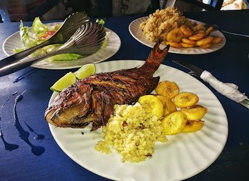 dominican-republic/samana/restaurant/colego-restaurant