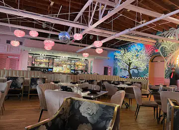 XOXO Dining Room