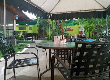 nicaragua/granada-plains/restaurant/bohemio