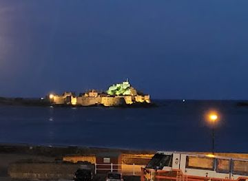 jersey/st-catherine-s-breakwater/restaurant/casa-mia