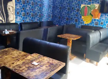 DOU KEBE Restaurant et Boutique
