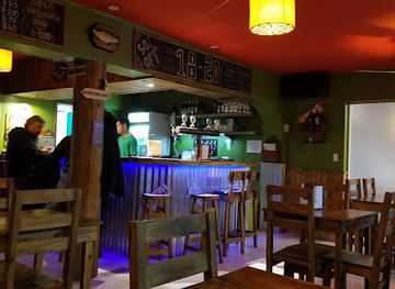 argentina/puerto-madryn/restaurant/cerveceria-artesanal-kaiser