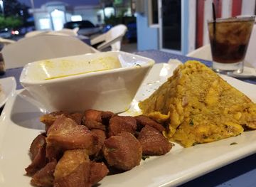 puerto-rico/west-region/restaurant/the-hub-restaurant