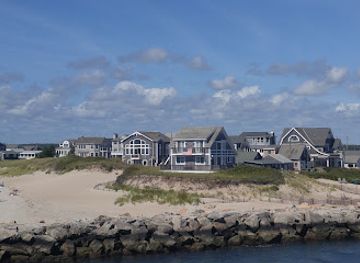 rhode-island/narragansett-beach/restaurant/salty-s-burgers-seafood