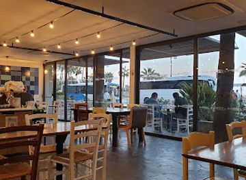 cyprus/larnaca-salt-lake/restaurant/ocean-basket-larnaca