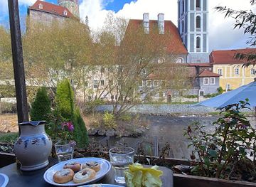 czechia/south-bohemia/restaurant/tavern-of-the-two-maries