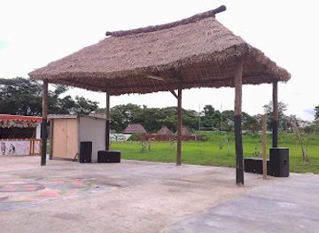 fiji/rakiraki/restaurant/heritage-hamlet