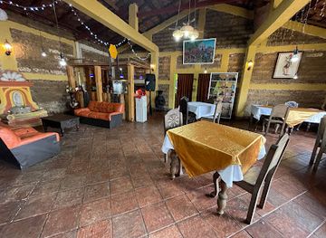 guatemala/chichicastenango-market/restaurant/casa-del-abuelo