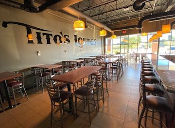 iowa/urbandale/restaurant/tito-s-lounge