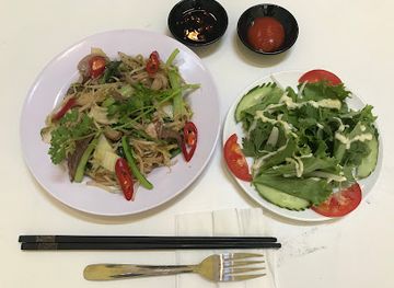 vietnam/buon-ma-thuot/restaurant/quan-toan-com-chien-my-xao-bo-xot-hau