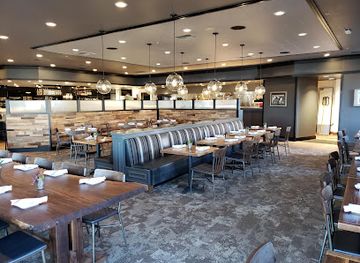 california/redding/restaurant/c-r-gibbs-american-grille