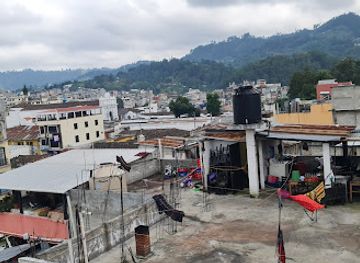 guatemala/chichicastenango-market/restaurant/restaurante-los-fratelli-chichicastenango