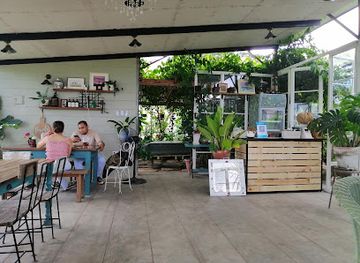 philippines/ilocos-norte/restaurant/farmhouse-kitchen