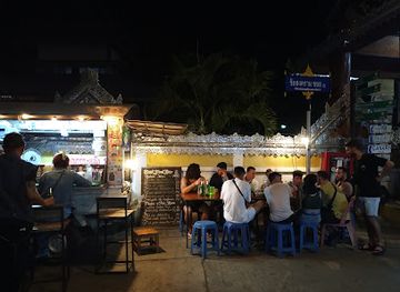 thailand/pai/restaurant/food-truck-thai-food-at-pai-street-walking-street