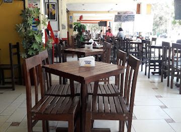 peru/piura/restaurant/pachos