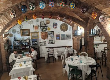 italy/siena/restaurant/grotta-santa-caterina-da-bagoga