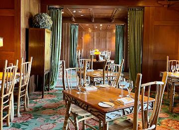 new-york/adirondack-mountains/restaurant/artisans-at-the-lake-placid-lodge