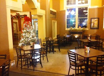 illinois/ferne-clyffe-state-park/restaurant/the-vault-cafe-on-the-square