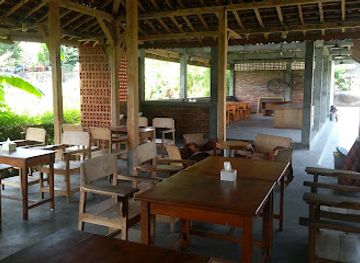 indonesia/yogyakarta/restaurant/den-nany-resto