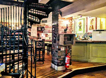 Moules a go-go Bar & Bistro