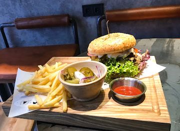 ukraine/khmelnytskyi/restaurant/beznazvi