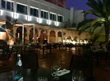 algeria/oran/restaurant/restaurant-st-tropez