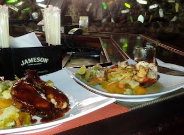 grenada/guava/restaurant/bananas-grenada