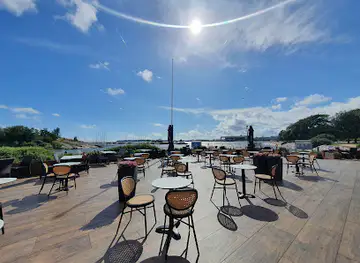 Cafe Carusel