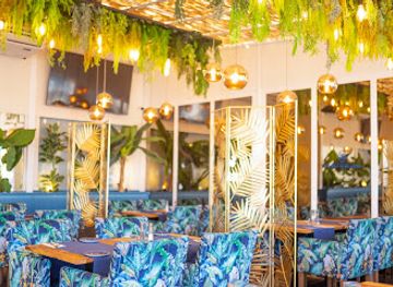 gibraltar/alameda-botanic-gardens/restaurant/moniques-bistro-cafe