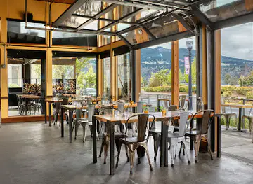 Solstice Wood Fire Pizza - Cafe & Bar