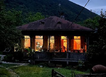 georgia/racha-lechkhumi-and-kvemo-svaneti/restaurant/parna-cottage