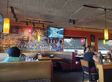 california/manteca/restaurant/applebee-s-grill-bar